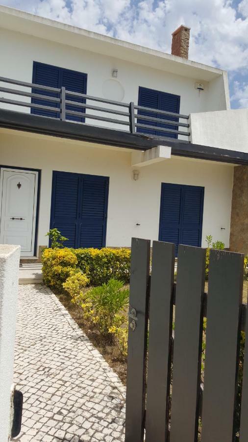 Villa Da Praia Azul Silveira  Exterior photo